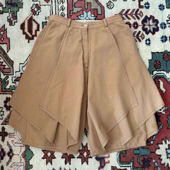 RARE Vintage Gianni Versace Khaki sculptural shorts